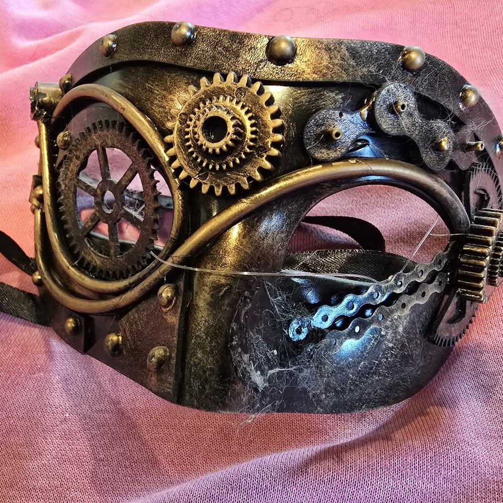Steam Punk Mask - Picture 2 of 5